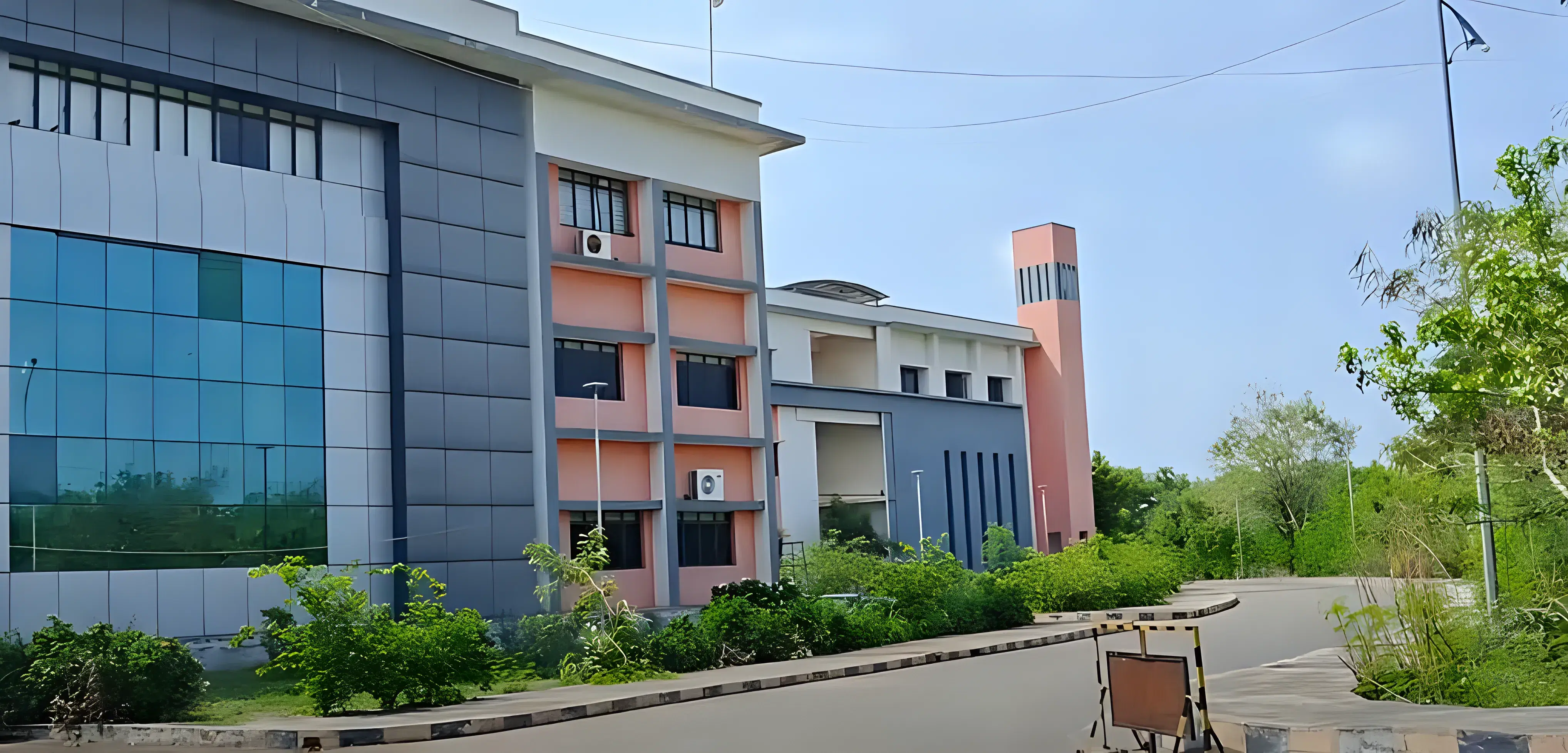 JNTUH College of Engineering Sultanpur Sangareddy Academic Infrastructure photo 4